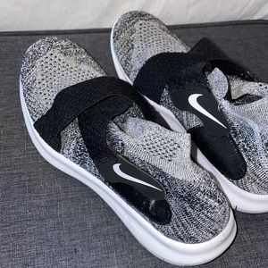 Nike Free Run Flyknits